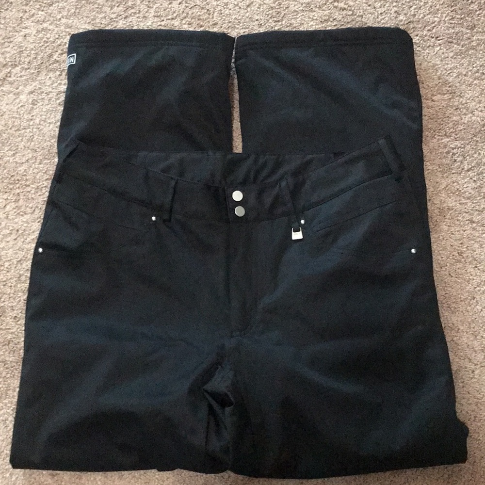 NILS black waterproof ski pants in size 16